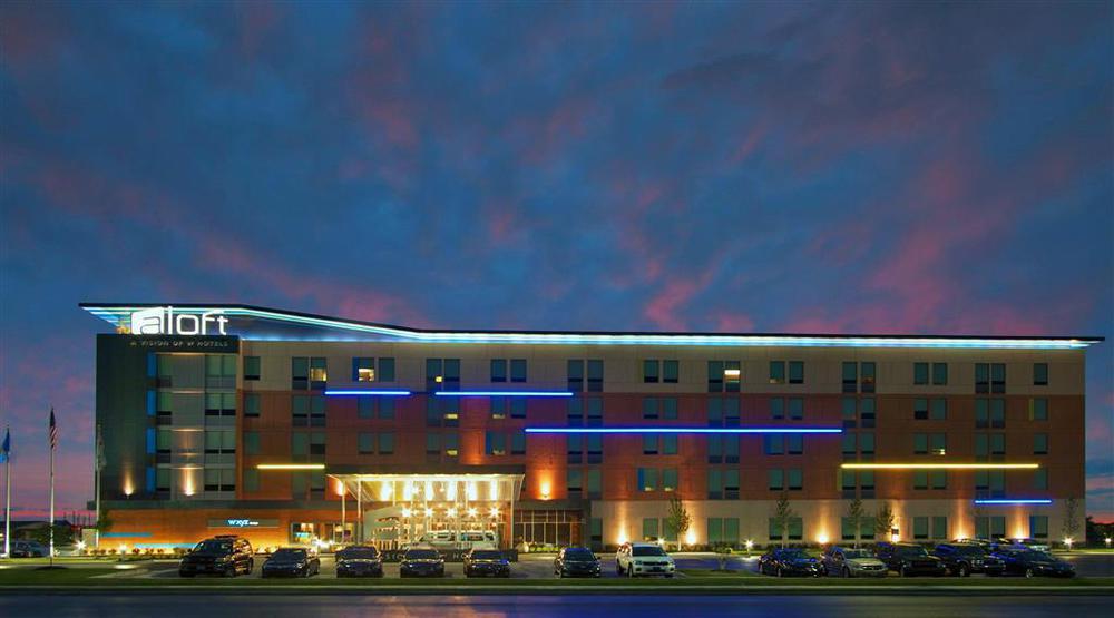 Aloft Tulsa Downtown Hotel Bagian luar foto